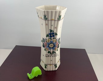Delft Vase Floral Design, Multi Color, Hand Painted, Hexagon, Ribbed, Home Decoration, Indoor, Flower Motif, Ceramics, Holland, Delftware