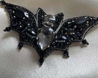 Bat Brooch, Gothic Jewellery, Halloween Pin, Spooky Bat Accessory, Witchy Gift, Dark Aesthetic Brooch, Vampire Bat Pin, Halloween Bat Gift