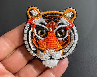 Handmade Tiger Brooch, Unique Design, Mother’s Day Gift, Animal Accessory, Inspired Jewellery, Embroidered Pin, Animal Lovers