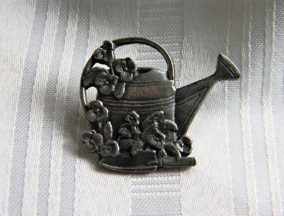 p199 Preowned Pewter Birds and Blooms Limited Edi… - image 1