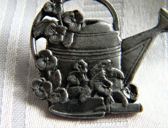 p199 Preowned Pewter Birds and Blooms Limited Edi… - image 2