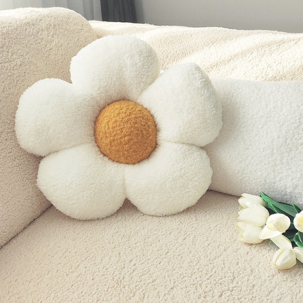 Daisy pillow, Flower pillow, cushion, room decor, throw pillow, Window pillow, teddy pillow, nursery decor, baby room