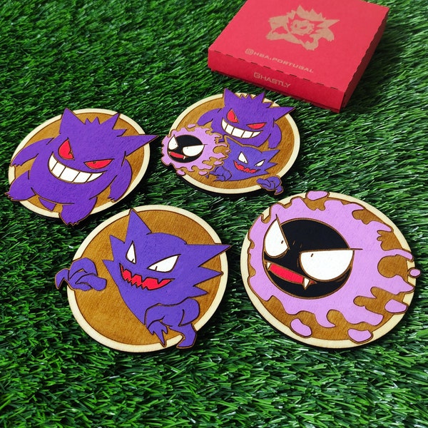 Set mit 4 bunten Pokémon-Holzuntersetzern, Ghastly, Haunter, Gengar, Einzigartiges Geschenk, Geek-Dekoration, Geburtstag, Nerd-Wohndekor