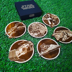 Ensemble de 6 dessous de verre en bois Star Wars, vaisseaux spatiaux, Millennium Falcon, Death Star, X-Wing, TIE Fighter, Star Destroyer image 3