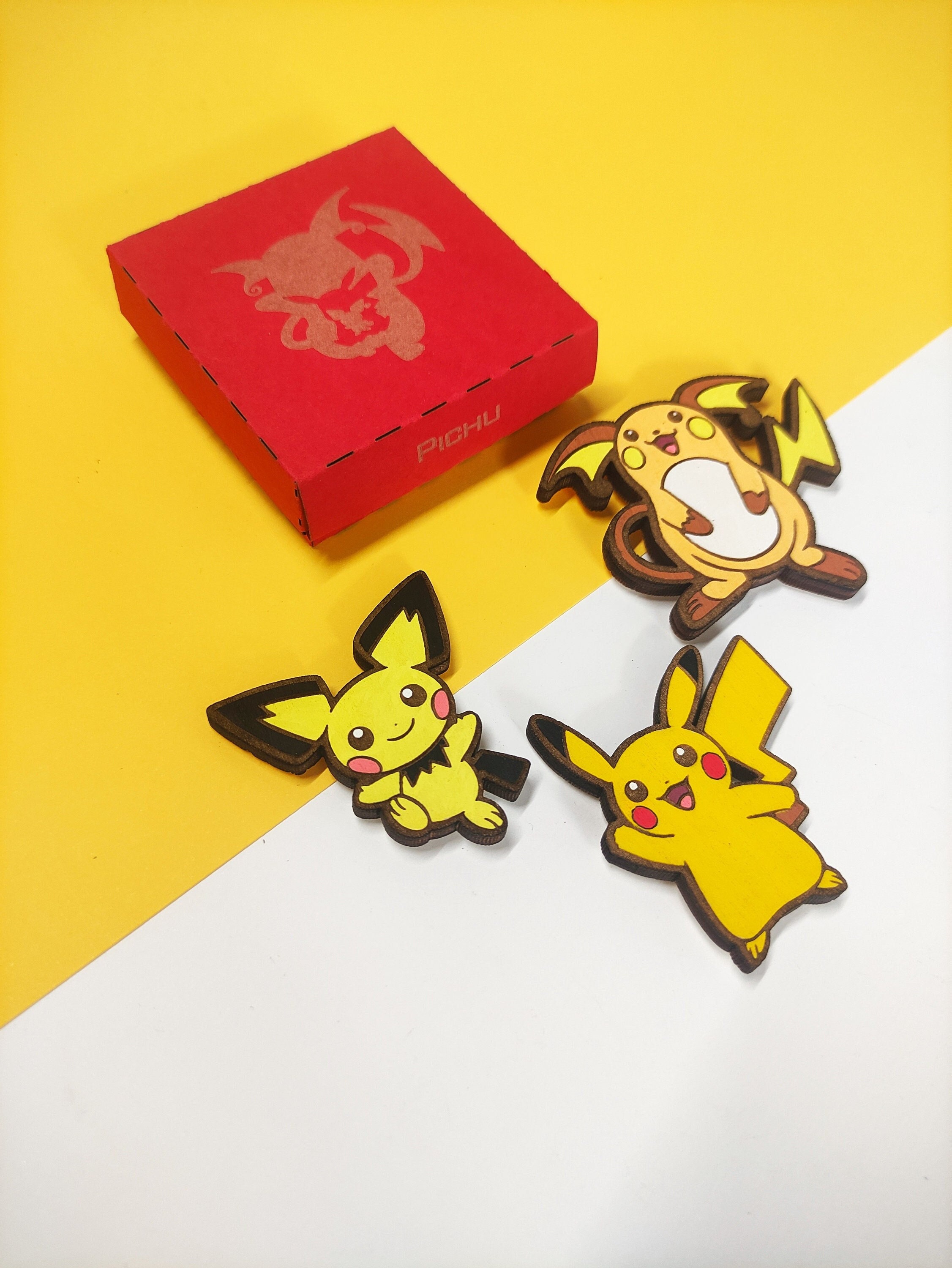 Pichu, Pikachu & Raichu Evolution Pokémon Pin