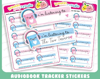 Könnte beinhalten: Ein Set mit 10 niedlichen Planer-Stickern mit einem Comic-Buch mit Kopfhörern und dem Text "Ich höre..." Die Sticker sind in Pink und Blau mit einem Herz-Design. Die Sticker sind für die Audiobuch-Verfolgung.
