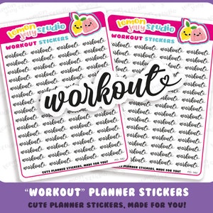 Peut inclure: Deux planches d'autocollants avec le mot "workout" en écriture cursive. Les autocollants sont blancs avec un contour noir. Les planches ont un logo rose et jaune qui dit "Lemon Jelly Studio" et "Workout Stickers". Le bas de la planche dit "Cute Planner Stickers, Made For You!"
