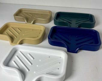 Concrete Soap Dish with Drainage: Modern Bathroom Accessory