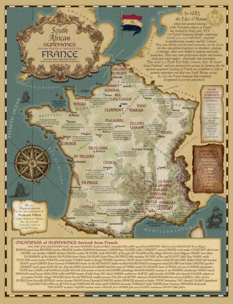 Puede incluir: Un mapa vintage de Francia con un t&iacute;tulo que dice "Apellidos sudafricanos que derivan directa o indirectamente de Francia." El mapa est&aacute; decorado con bordes ornamentados e incluye una clave que enumera los apellidos comunes y sus or&iacute;genes. El mapa est&aacute; sobre un fondo azul claro con un borde beige.