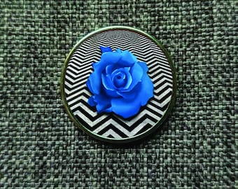 The Blue Rose Lapel Pin Badge 25mm (Twin Peaks, Dale Cooper, FWWM, TV)