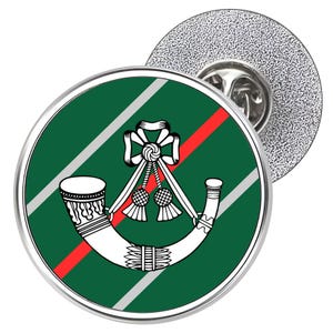 Insignia de solapa metálica de 25 mm del 2.º Batallón de Infantería Ligera