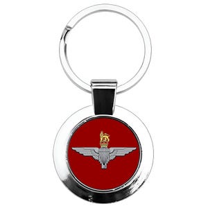 Parachute Regiment Metal Keyring with Giftbox - Available in both Kings & Queens Crown Variants