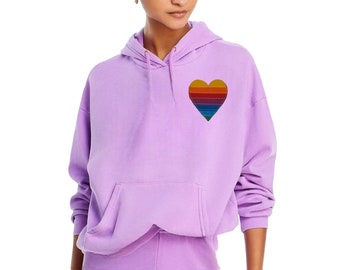 Regenbogen-Herz-Hoodie oder Crewneck-Sweatshirt