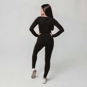 Crop Tops,festival clothing,Trendy clothes,long sleeve crop top,black crop top,cut out crop top,gift for her,Rave outfit,stretching outfit,seamless crop top,clothes for gym,sport crop top,yoga outfit