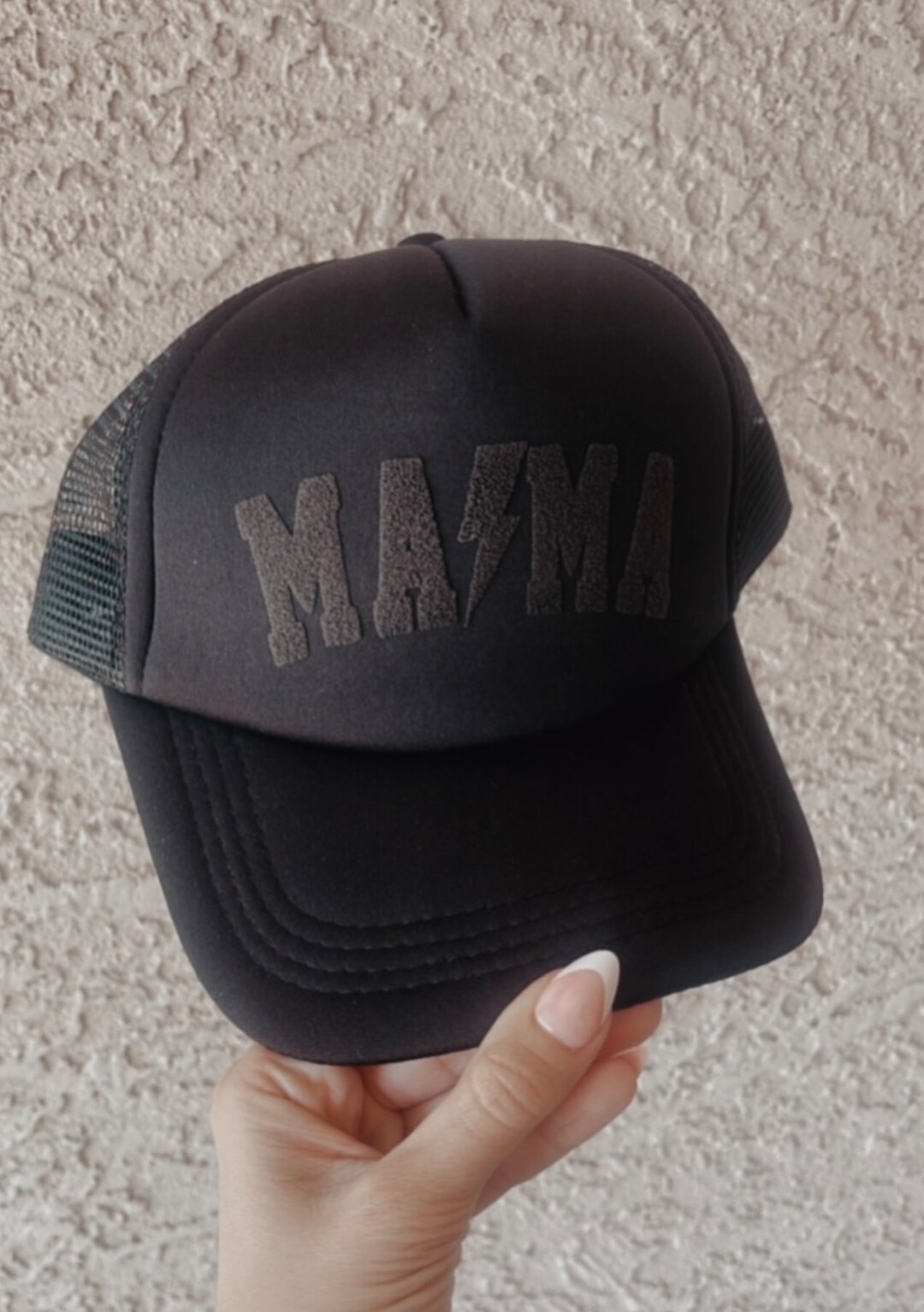 IVORY & BLACK HAT - MAMA main image 0