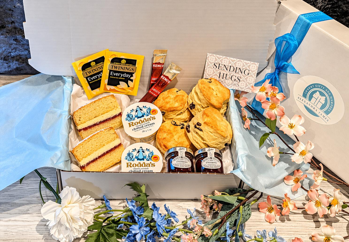 Luxury Organic Afternoon Tea & Victoria Sponge Box | Cream Tea Hamper ...