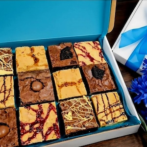 The Ultimate Letterbox Brownies & Blondies Gift | Loaded Brownie Box | Personalised Gift | Birthday, Thank You, Chocolate Brownies Delivery