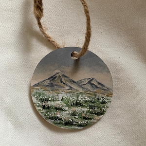 Handbemalte Ornament, Weihnachtsbaum Ornament, Holz, Hängende Ornament, Landschaft, Acryl