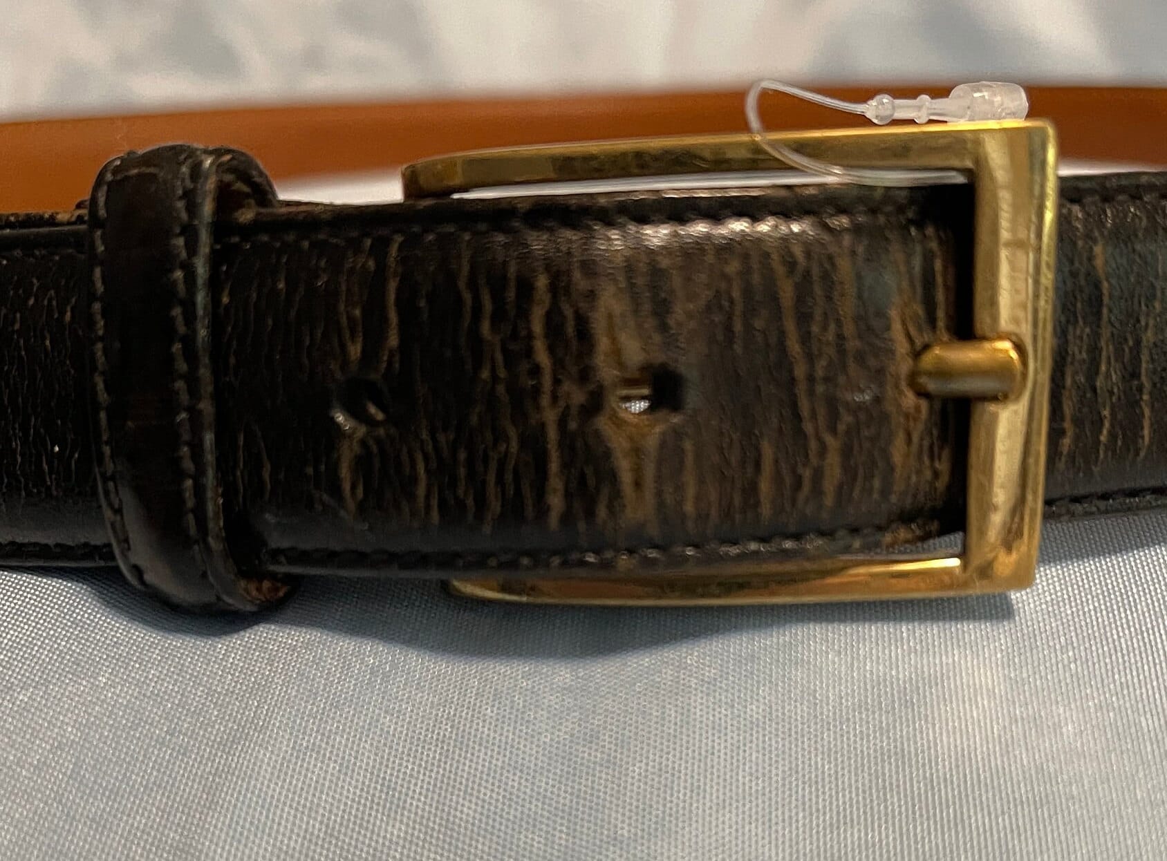 Saks Fifth Avenue Black Leather Belt Women\'s size 34 Width - 1 inch Saks Fifth Avenue Black Leather Belt Women main image 3