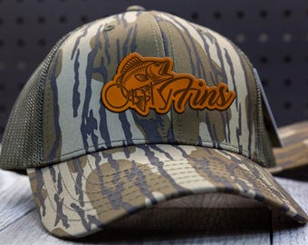 Gorra de camionero OnlyFins con parche de cuero – Gorra de pesca divertida
