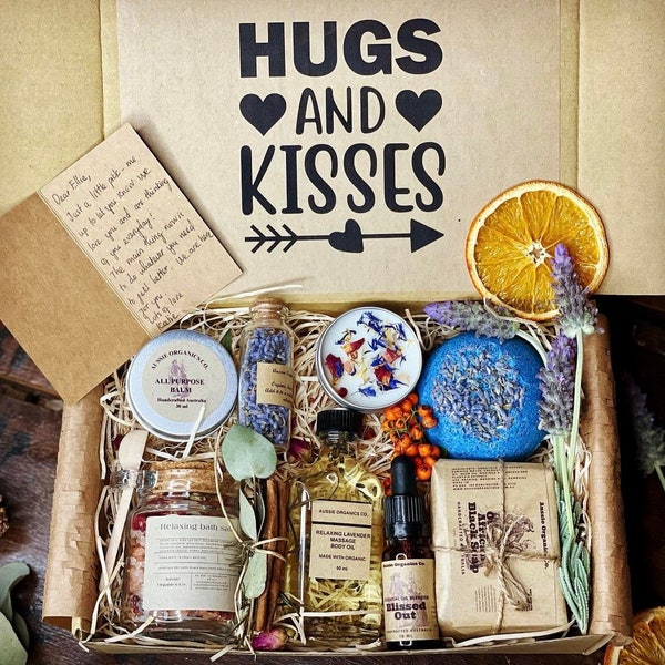 Personalised Gift for Her 60+ Gift Ideas for 2024