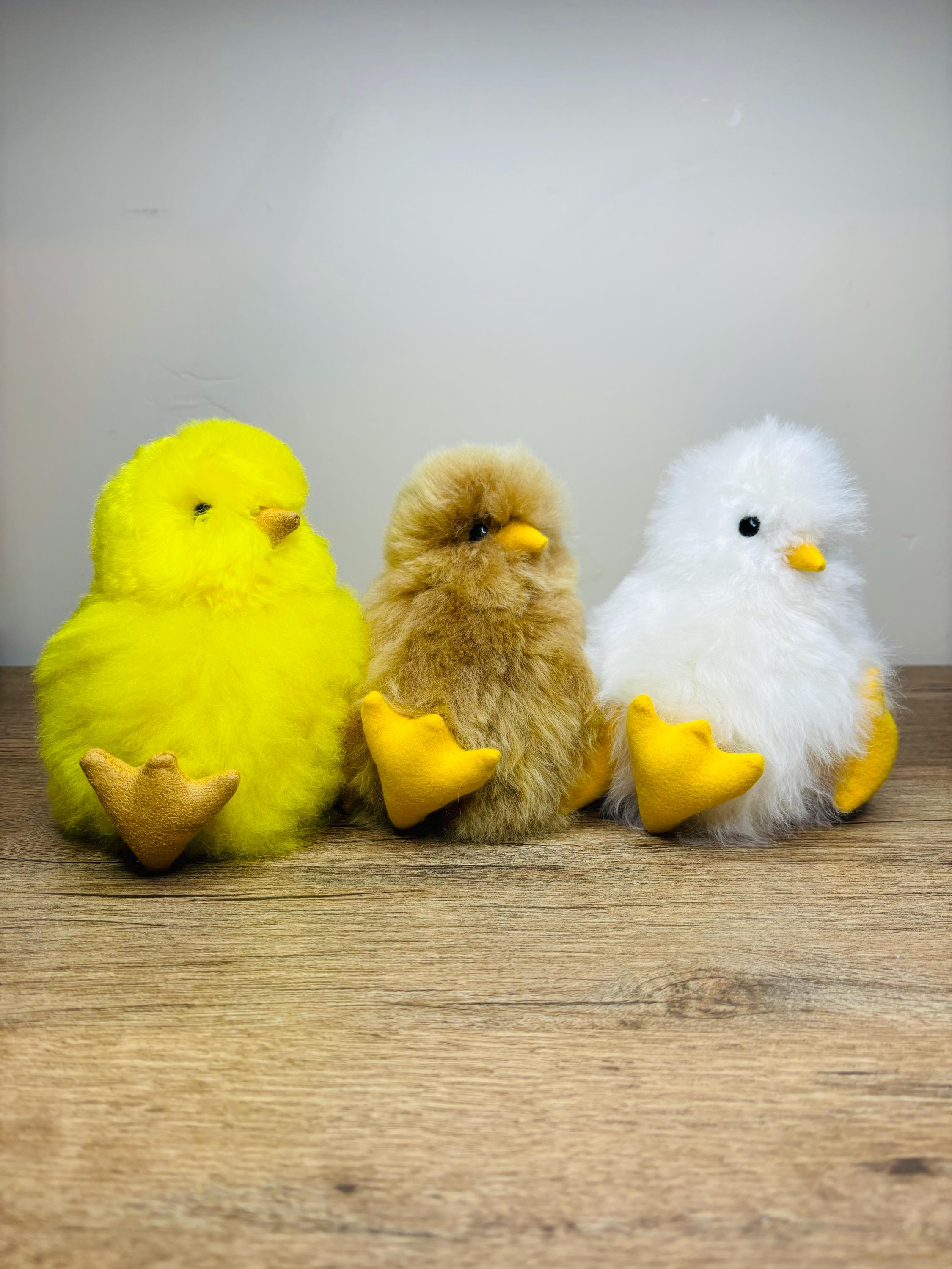 ベビーアルパカの毛皮のひよこのおもちゃ：ペルーの鳥のぬいぐるみ