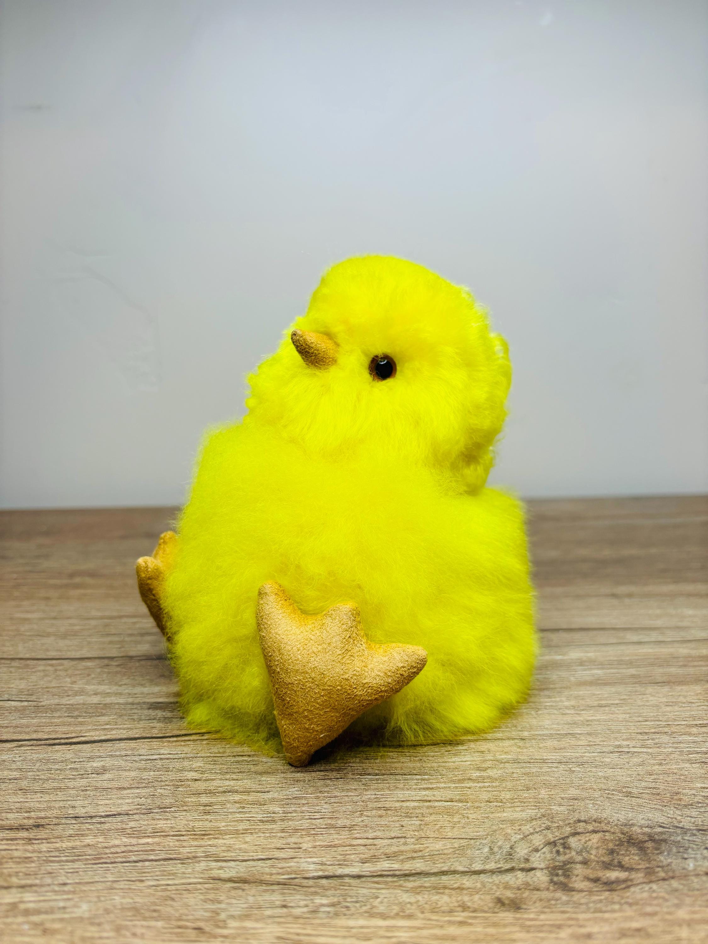 ベビーアルパカの毛皮のひよこのおもちゃ：ペルーの鳥のぬいぐるみ