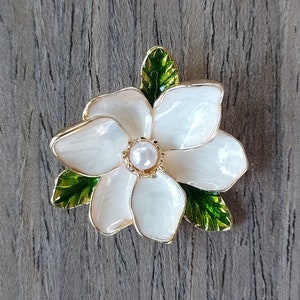 Darling Magnolia Magnetic Lapel brooch, Tie pin, Magnolia jewelry. Magnolia gift.