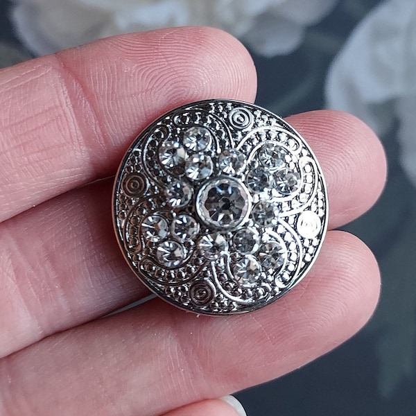 26mm Magnetic Scarf button - silver tone and clear crystal.  Magnetic lapel brooch. Magnetic pin.  Clothing magnet. Pageant sash magnet.