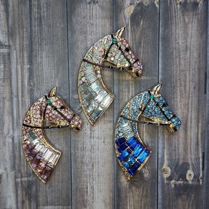 MAGNETIC Jeweled Horse Head Brooch, AB, Pink or Blue. Saddle Seat brooch, Huntseat brooch. Equestrian gift. Horse pin.