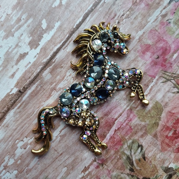 Magnetic Horse Brooch.  Topaz, dark blue  and graphite crystal glass set in gold-tone metal. Gold horse pin, Derby pin.