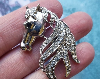 SALE! Magnetic Silver tone and rhinestone horse head brooch, horse lapel, horse jewelry, equestrian jewelry.