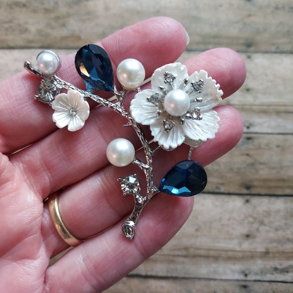 MAGNETIC Brooch - Elegant vintage-style white floral and sapphire crystal. Magnetic scarf brooch.  Saddleseat brooch. Cherry blossom jewelry