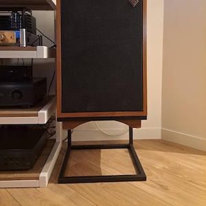 Klipsch Heresy luidsprekerstandaards, luidsprekerstandaards gemaakt op bestelling, JBL, Dali, Klipsch, audiohardware, aangepaste standaards, aangepaste audiostandaards, muziek