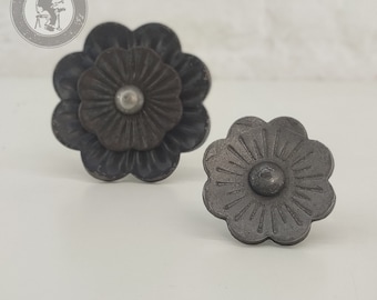 Flowers Rosette Ornament, Metal Flower, Cast Iron Flower Rosette, Iron Medallion, Hardware for Gates and Railings, Decorative, Metal Rose