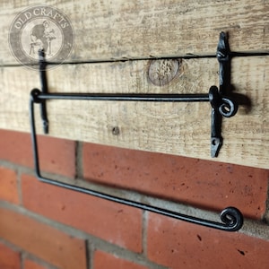Suporte para papel toalha de parede forjado à mão, rolo de papel toalha forjado, suporte para papel rústico, suporte para papel toalha feito à mão por ferreiro, suporte para cozinha