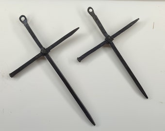 Croce di ferro forgiata a mano con chiodi, croce in barre d&#39;acciaio quadrate da 8&#39;&#39;, 10&#39;&#39;, 12&#39;&#39;, 14&#39;&#39;, croce con chiodi forgiata a mano da parete, regalo cristiano, punta