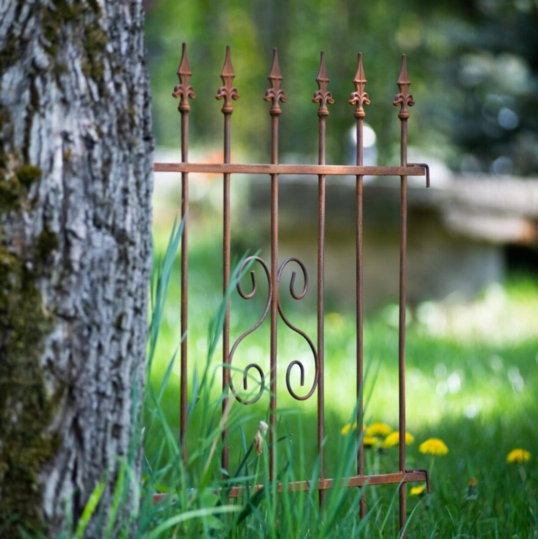 Hand Crafted Metal Garden Border Cast Iron Flower Fencing Etsy