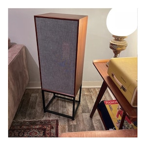 Kef Reference Speaker Stands, Speaker stands Made Upon Order, JBL, Dali, Klipsch, Bang Olufsen, Wharfedale, KLH, Dutch & Dutch, Audio Stands
