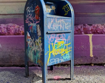 New York Graffiti brievenbus miniatuur