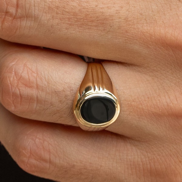 14k Real Gold Oval Signet Ring with Natural Onyx Stone / 14k Solid Gold Handmade Ring For Men / Men Gold Jewelry