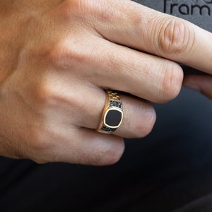 Men&#39;s Solid Gold Black Onyx Ring, 14K Yellow Gold Statement Ring, Fathers Day Gift, Men Jewelry, Anniversary Gift