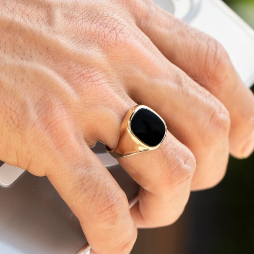 Men's Solid Gold Oval-square Signet Ring With Onyx / 14k Solid