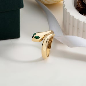 14k Solid Gold Snake Ring, Snake Ring with Eyes, Animal Ring, Gold Snake Jewelry, Serpent Ring, Emerald Snake Eye Ring, Gifts for Wife