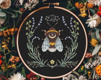 Bumblebee cross stitch pattern PDF - digital download – insect bee modern large realistic witchcraft witchy cottagecore dark embroidery CS44