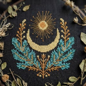 Yule Cross Stitch Pattern – Pagan Winter Solstice PDF – Sun and Moon Embroidery – Nordic Folk Art – Easy Chart - digital download CS14