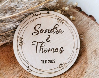 personalisierter Geschenkanhänger aus Holz zur Hochzeit | Taufe | Kommunion | Firmung | Konfirmation | Weihnachten | Geburtstag