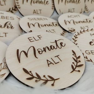 Meilensteinkarten aus Holz | Baby Geburt bis erster Geburtstag personalisierbar | Geschenk zur Geburt