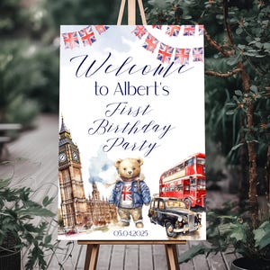 Plantilla de cartel de bienvenida para la primera fiesta de cumpleaños de Bear / Cartel de bienvenida para la primera fiesta de cumpleaños de Bear en Londres Paddington