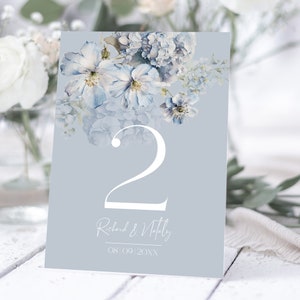 Modelo azul empoeirado dos números da tabela da flor | Números de mesa de casamento florais para impressão, número de mesa de flores azuis, decoração de mesa de casamento SKY | LE100